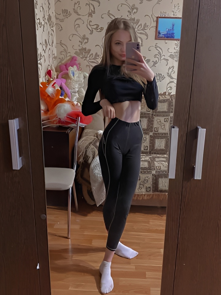 Марина привлекальеная девушка из Ноглики цена от 3000 руб