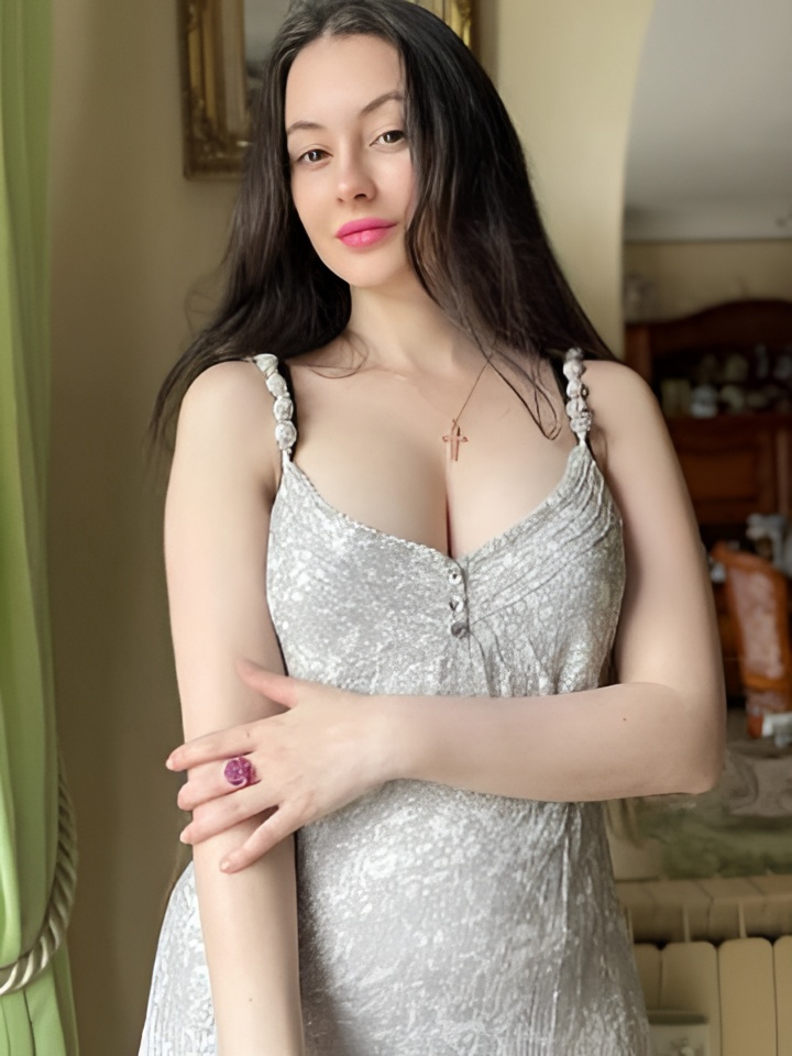 Валентина привлекальеная девушка из Ноглики цена от 5000 руб