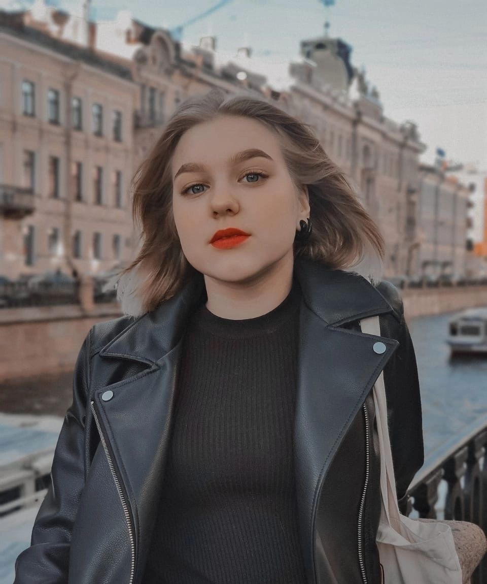 Катька привлекальеная девушка из Ноглики цена от 3000 руб