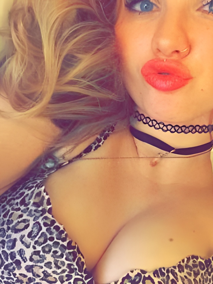 Индивидуалка Ася, доступна для личного знакомства от 3000 руб