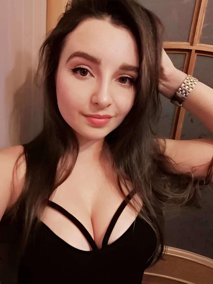 Индивидуалка Эрика, доступна для личного знакомства от 2000 руб