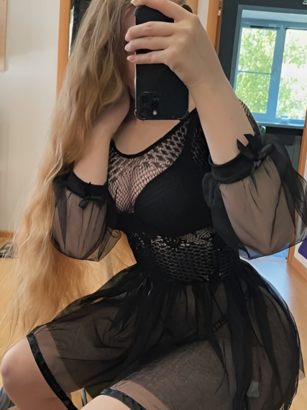 Забава привлекательная девушка из Ноглики цена от 1500 руб