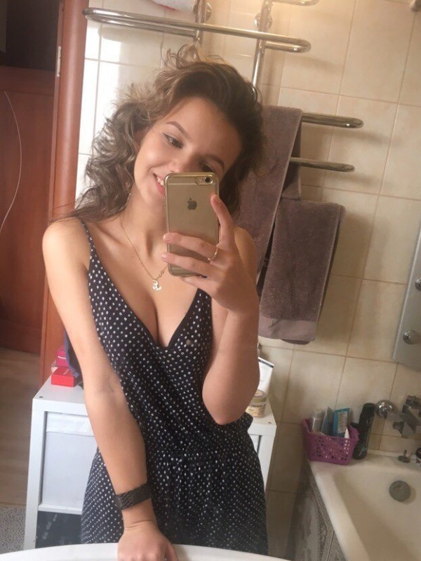 Ольга привлекательная девушка из Ноглики цена от 3000 руб