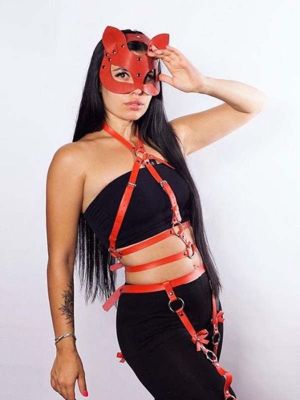 🎥 Ариша привлекательная девушка из Ноглики цена от 4000 руб