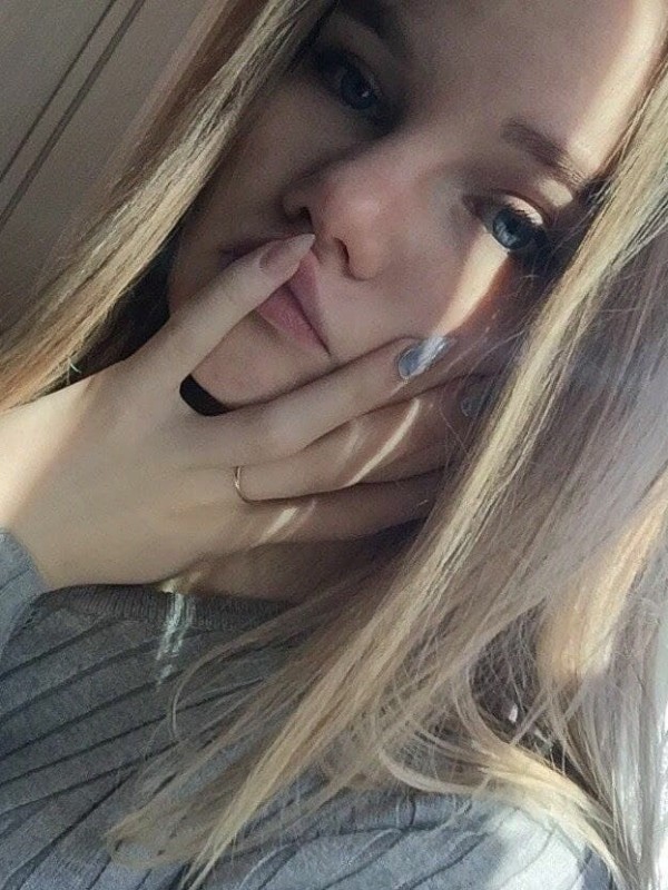 Лена привлекательная девушка из Ноглики цена от 3500 руб