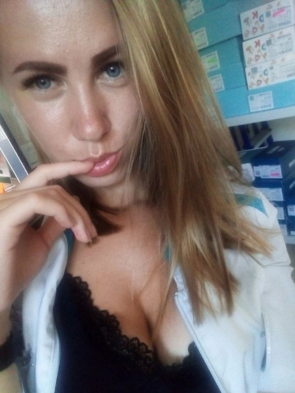 Маша привлекательная девушка из Ноглики цена от 3000 руб